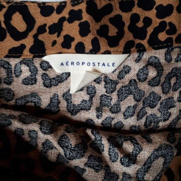 Women's Aeropostale Leopard Wrap Skirt Size Medium - Picture 5 of 6